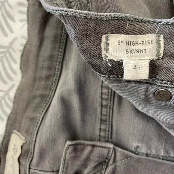 Madewell 9” high rise skinny jeans - Picture 4 of 5